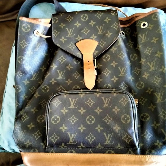 Louis Vuitton Large Montsouris Backpack - Picture 1 of 11